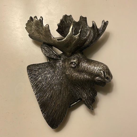 Bergamot Brass Works Other - Vintage 1980 3-D MOOSE Art Commemorative Belt Buckle
